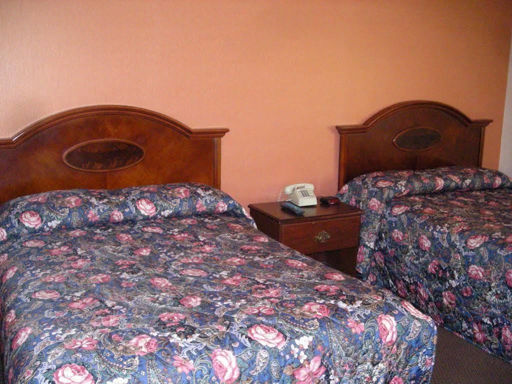 Holiday Motel Andover Ngoại thất bức ảnh