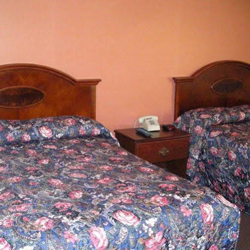 Holiday Motel Andover Ngoại thất bức ảnh